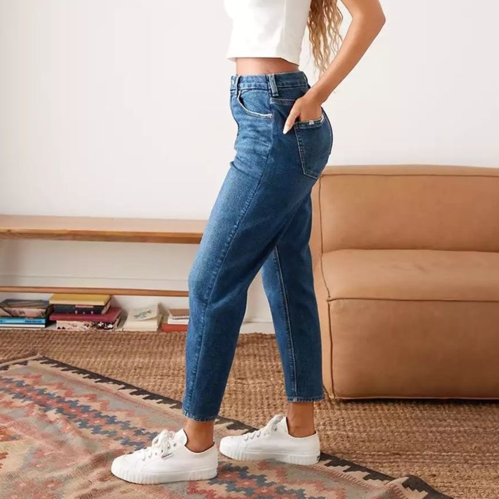 American Eagle Outfitters Blue Ankle Jeans